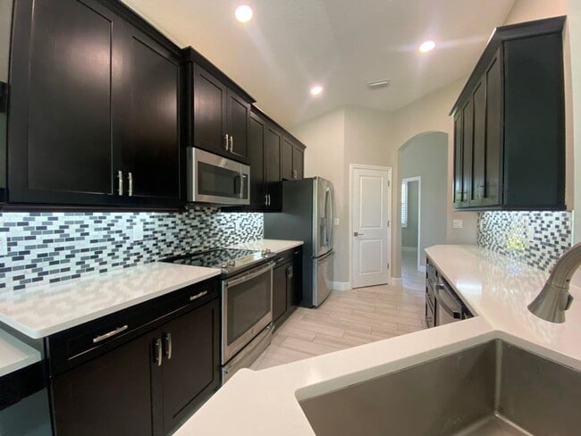 Building Photo - 3/2 in Eagle Marsh of LPGA