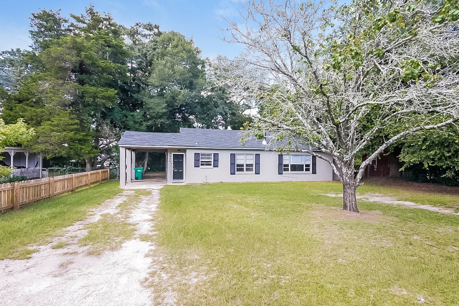 Building Photo - 3406 Seneca Ave