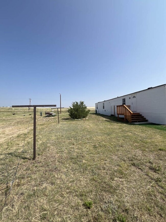 Building Photo - 24055 Murphy Rd
