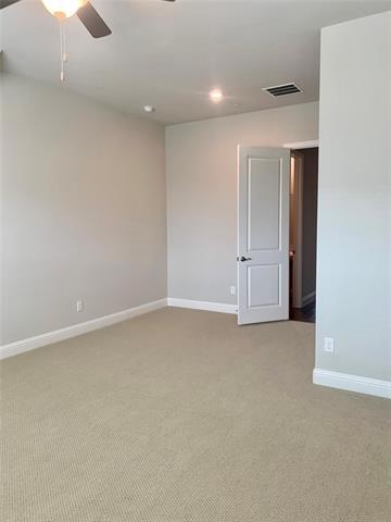 Building Photo - 5537 Yellowstone Rd