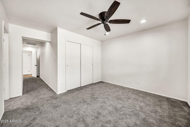 Building Photo - 4531 E Quartz Mountain Rd