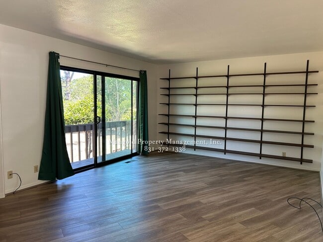 Building Photo - Charming 3-Bed, 2-Bath Home with Large Bac...