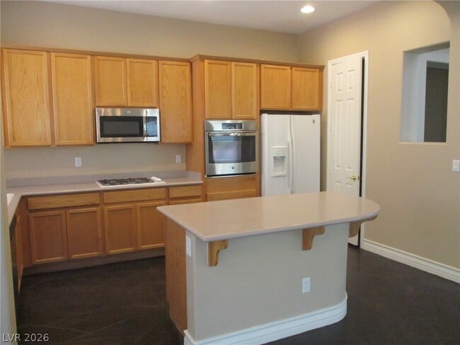 Building Photo - 2435 Carnegie Hall St