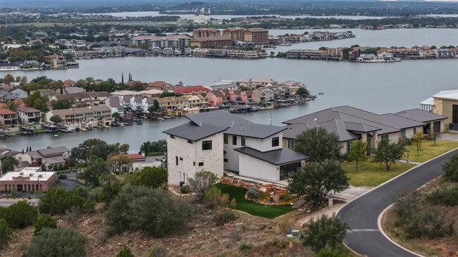 Building Photo - 209 Dalton Cir