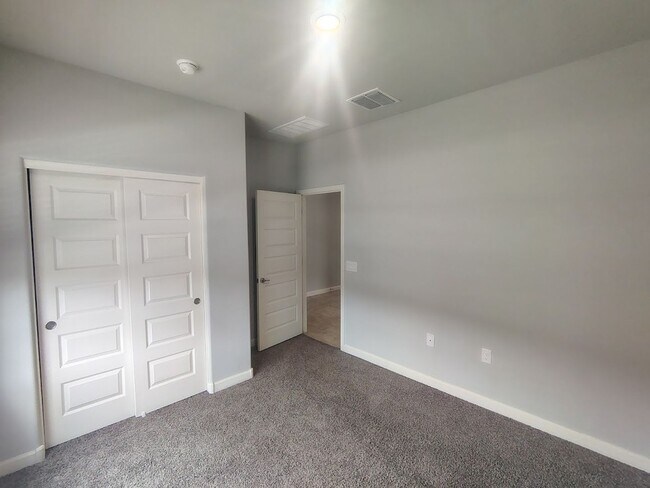 Building Photo - 10075 N Sand Sage Trail