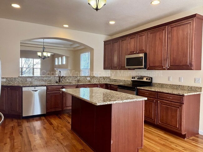 Building Photo - 12920 Vallejo Cir