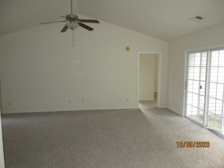 Primary Photo - 6512 Royal Pine Dr