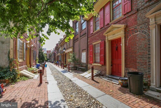 Building Photo - 130 Elfreth's Alley