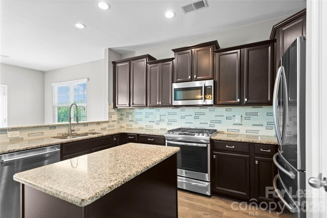 Building Photo - 19002 Lake Breeze Dr