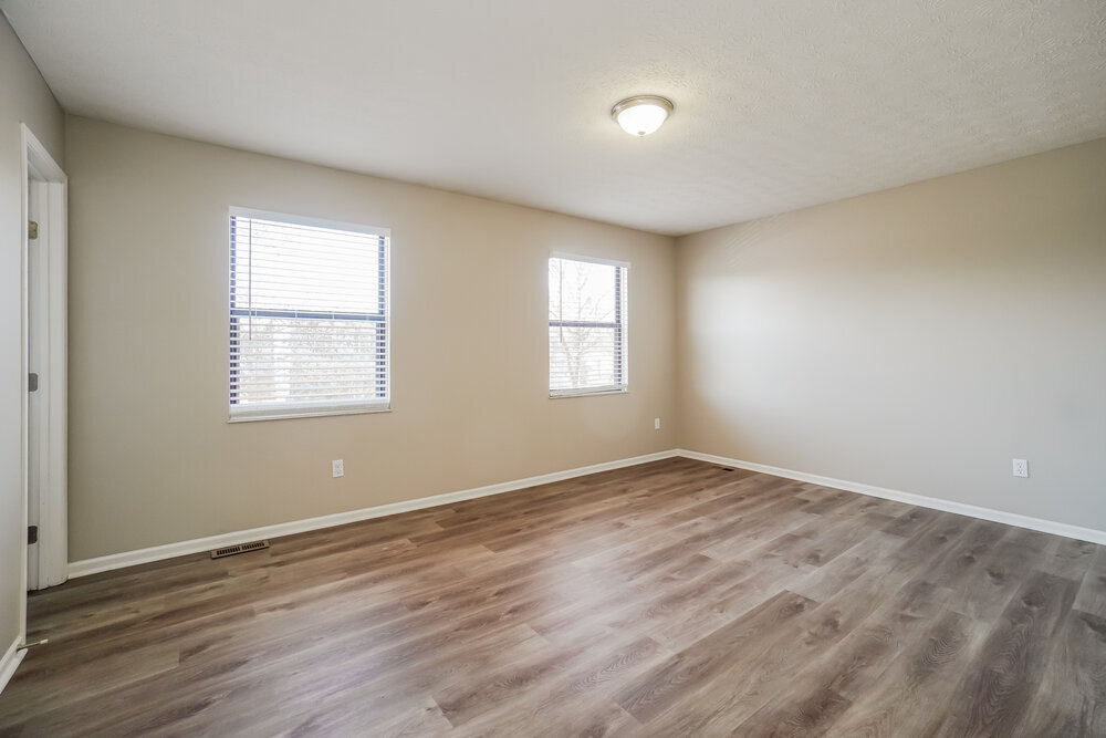 Building Photo - 224 Eastcreek Dr
