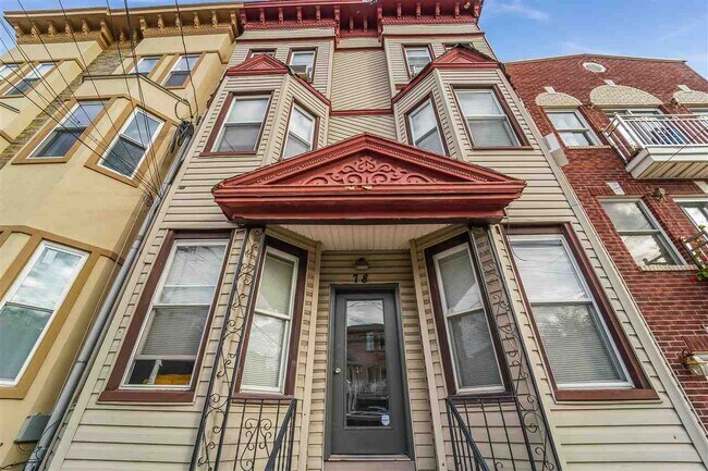 Building Photo - 78 Webster Ave