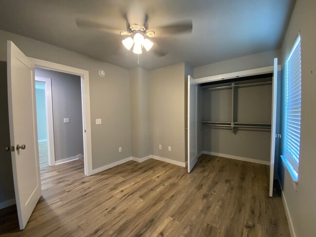 Building Photo - Stunning 3 bed 2.5 bath for rent in Coweta!!