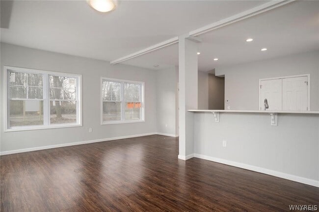 Building Photo - 46 Roger Chaffee Dr