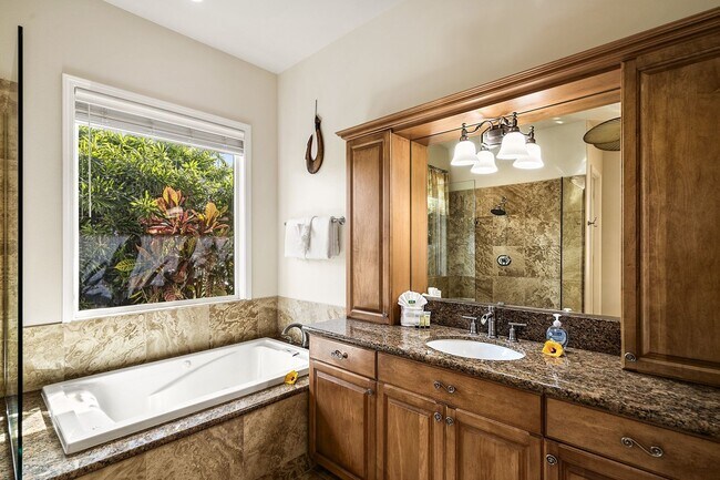 Building Photo - Luxurious Oceanview Getaway w/Private Pool...