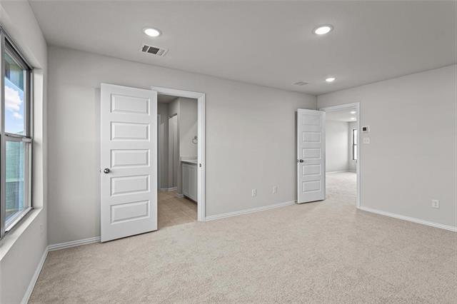 Building Photo - 548 Hickory Rdg Dr