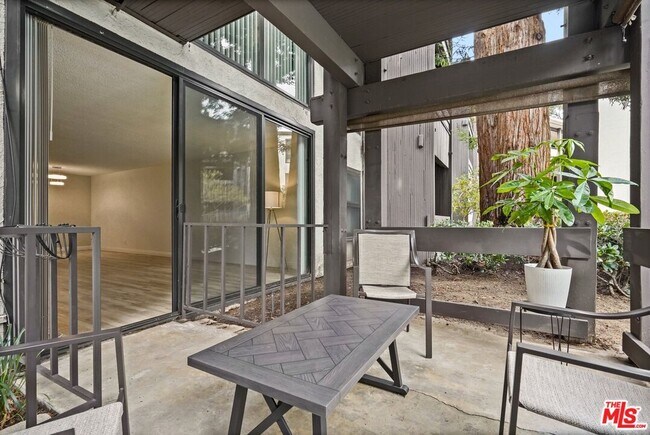 Building Photo - 7740 Redlands St