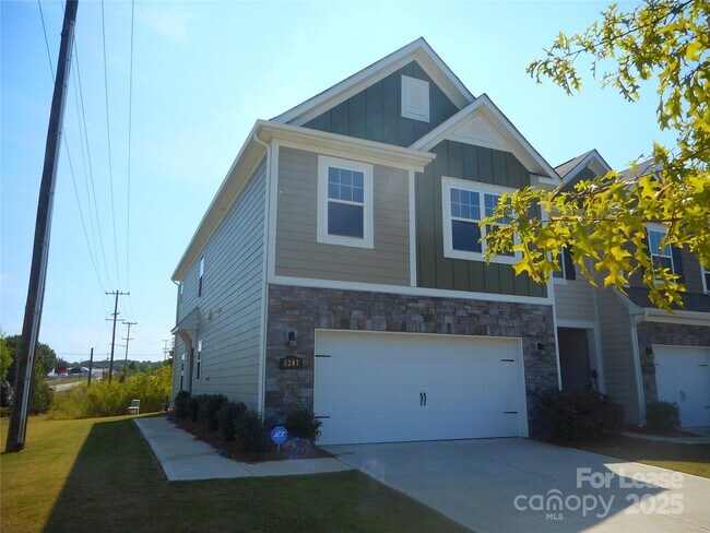 Primary Photo - 5207 Maynard Hl Dr