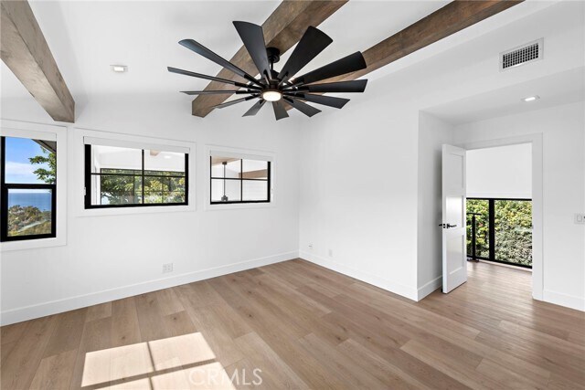 Building Photo - 980 Meadowlark Ln