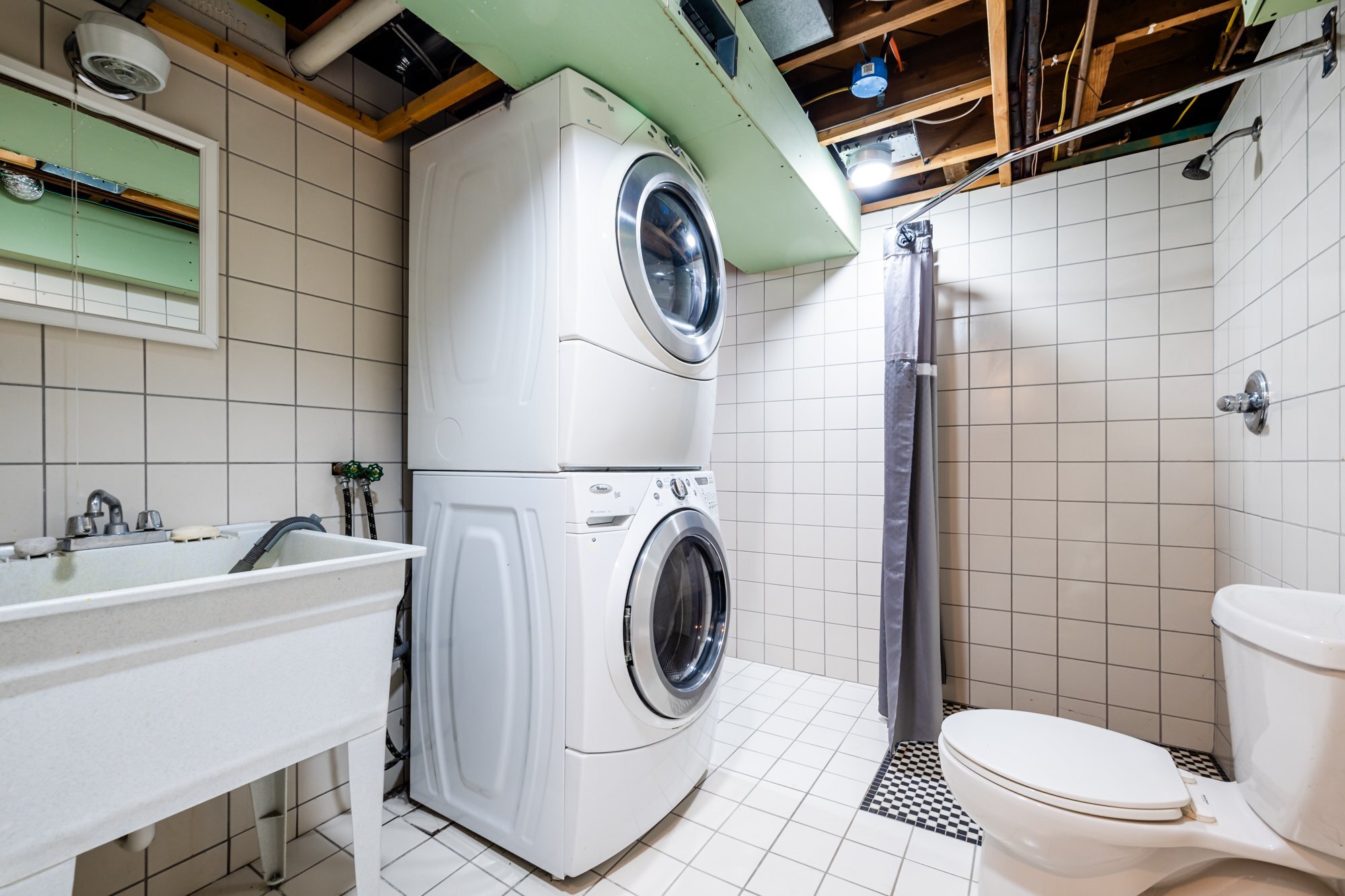 Building Photo - 511 Donna Dr