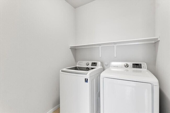 Building Photo - 1401 Little Elm Trail