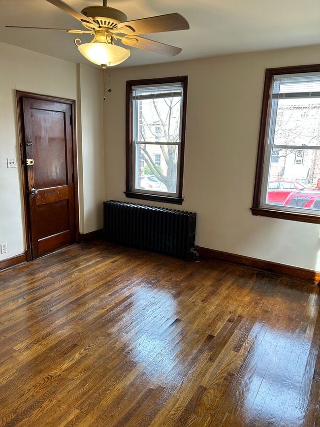 Building Photo - NELSON