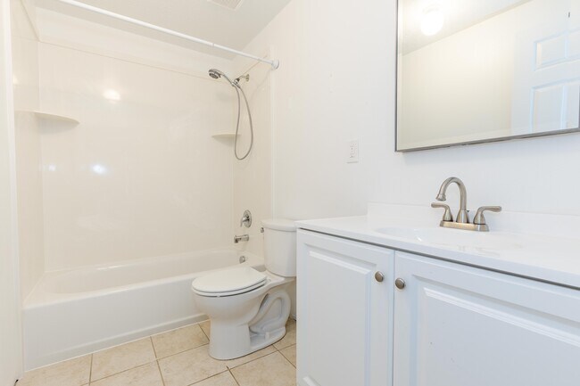 Building Photo - 237 E 270 N