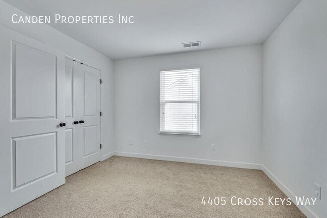 Building Photo - 4405 Cross Keys Way