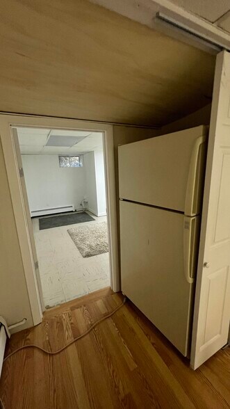 Building Photo - 102 Hillside Rd