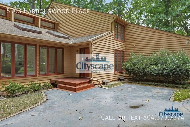 Building Photo - 5903 Harbourwood Pl