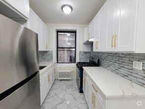 Building Photo - 1 bedroom in ASTORIA NY 11103