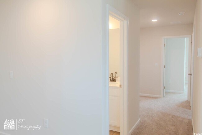 Building Photo - 1860 Villena Dr