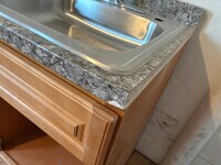 Building Photo - x11 E Coulter St