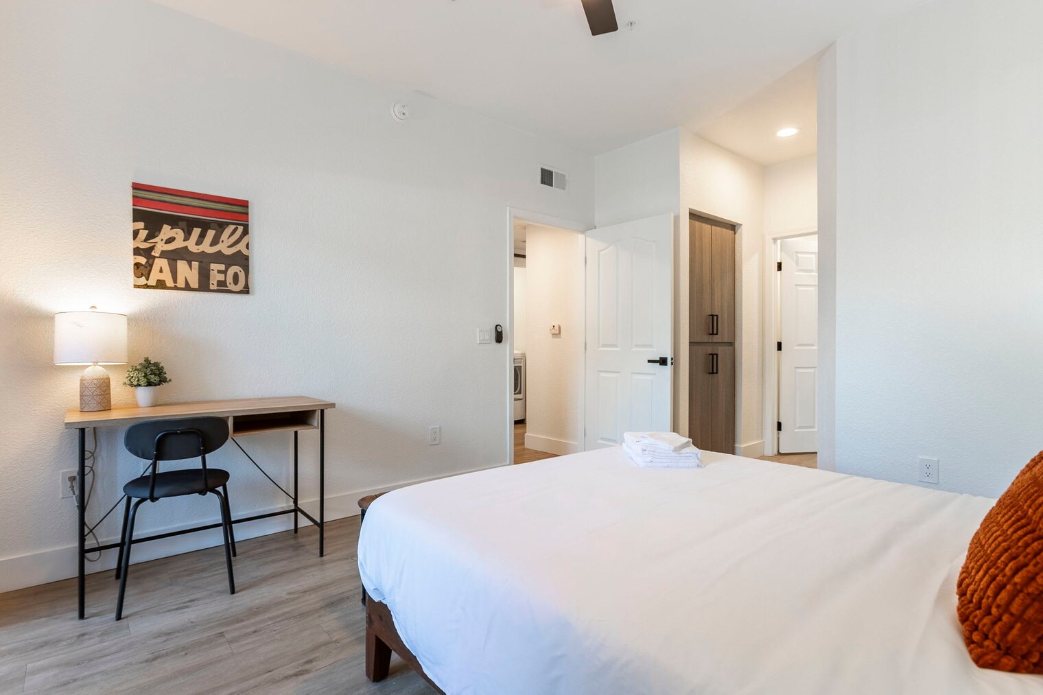 Building Photo - 15608 N 71st St