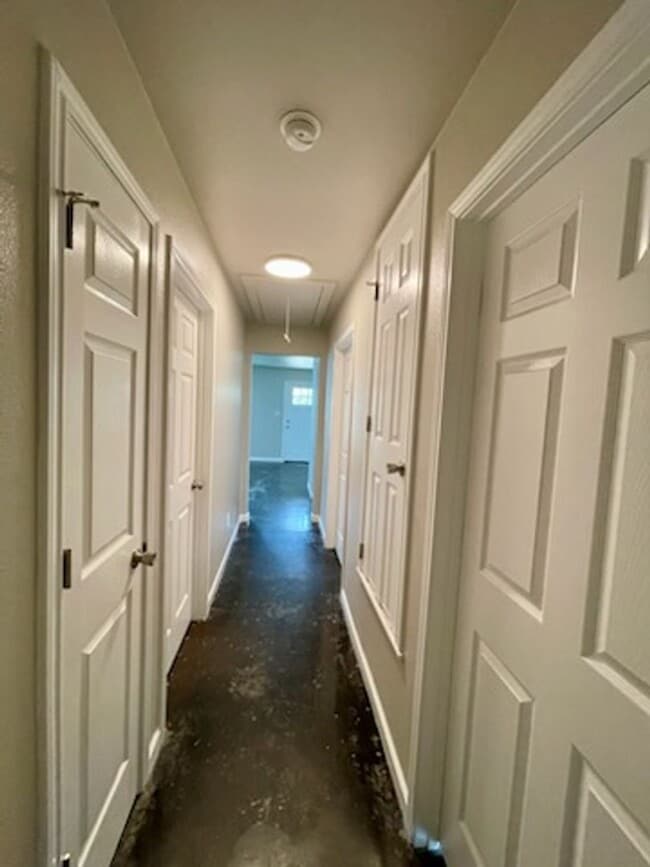 Building Photo - 3001 9th St