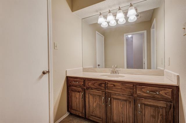 Building Photo - 1413 Palmnold Cir E