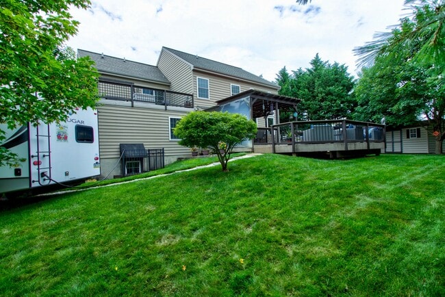Building Photo - 326 Darlington Ct