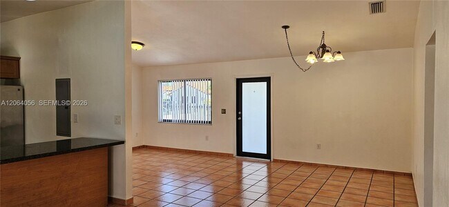 Building Photo - 14765 Kendale Lakes Blvd