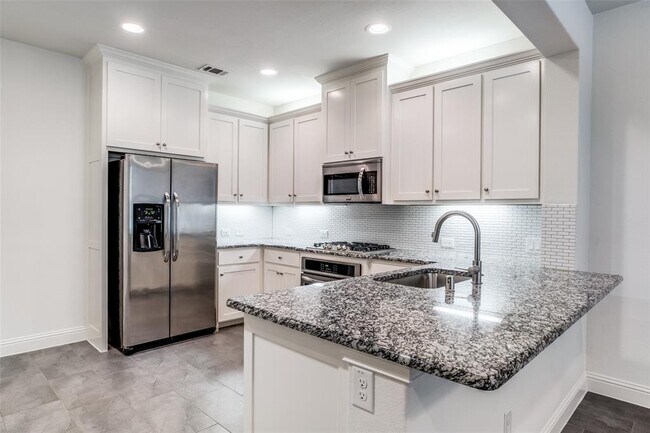 Building Photo - 7417 Chief Spotted Tail Dr