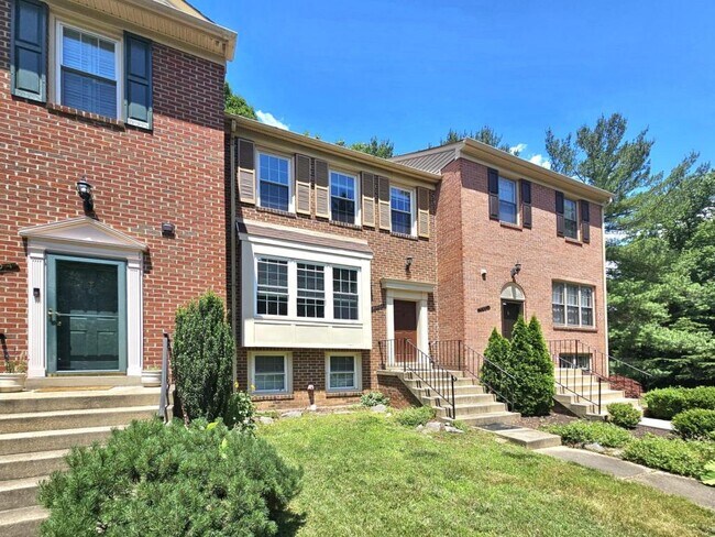 Building Photo - 4802 Treasure Ct