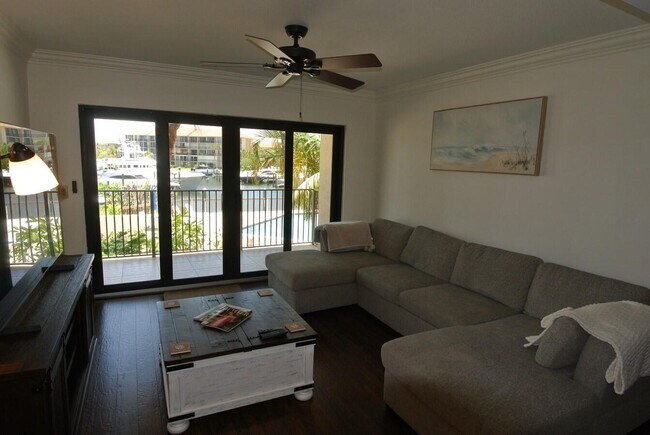 Building Photo - 1501 Marina Isle Way