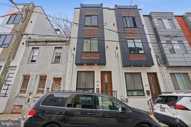 Building Photo - 1514 S Bambrey St