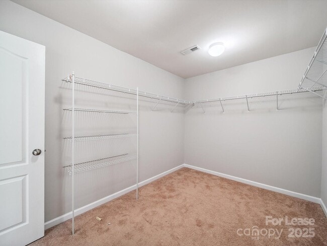 Building Photo - 10327 Rutledge Ridge Dr NW
