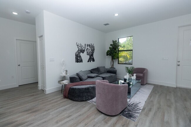 Building Photo - Brand-New Single-Family Home for Rent