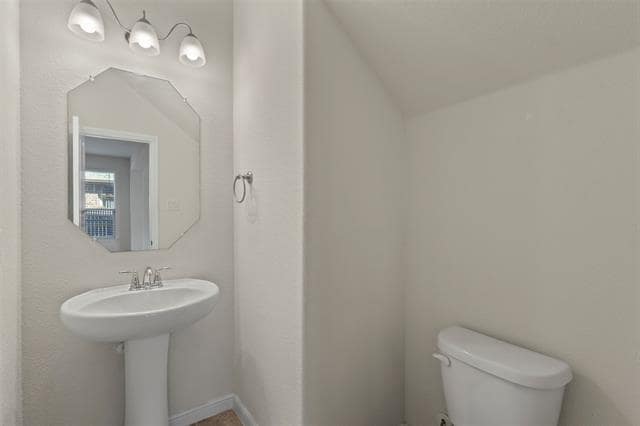 Building Photo - 9205 Nickel Creek Dr