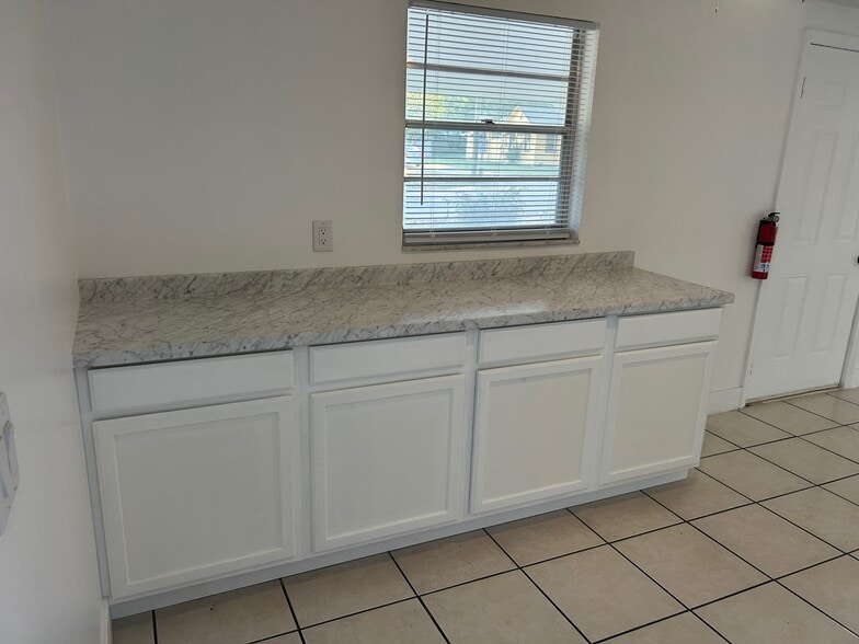 Building Photo - 38825 C Ave