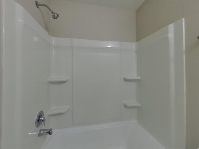 Building Photo - 944 American Monarch Dr