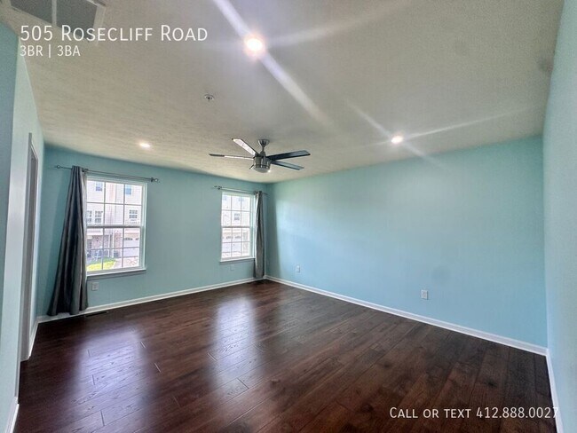 Building Photo - 505 Rosecliff Rd