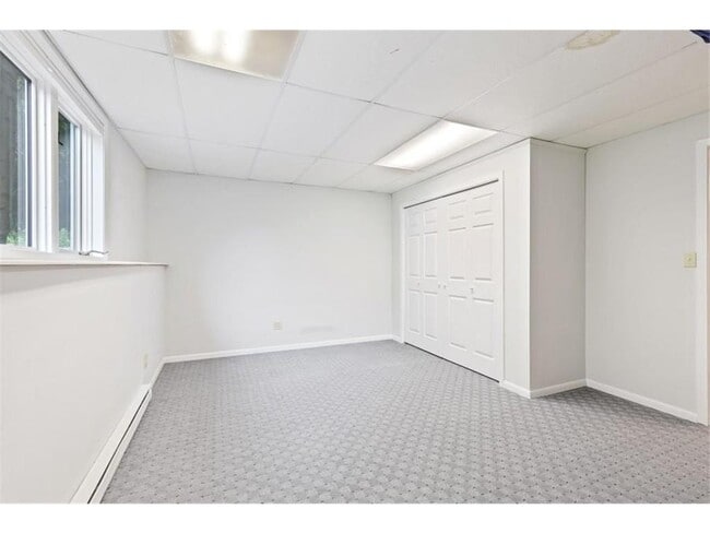 Building Photo - 7140 Willow View Cove