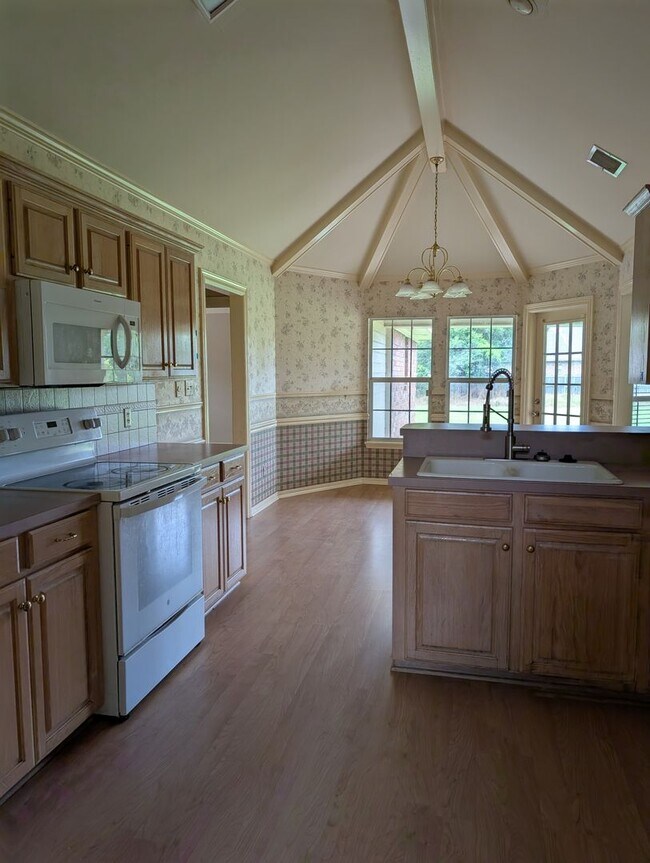 Building Photo - 1411 Magnolia Ridge