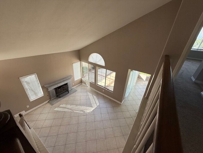 Building Photo - Spectacular view home in Anaheim Hills